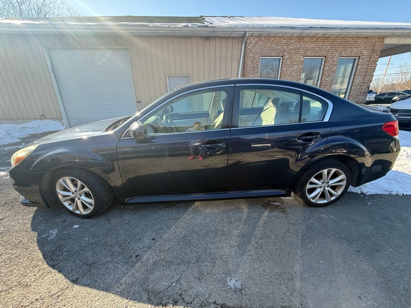 Subaru Legacy 2.5i Premium 2013