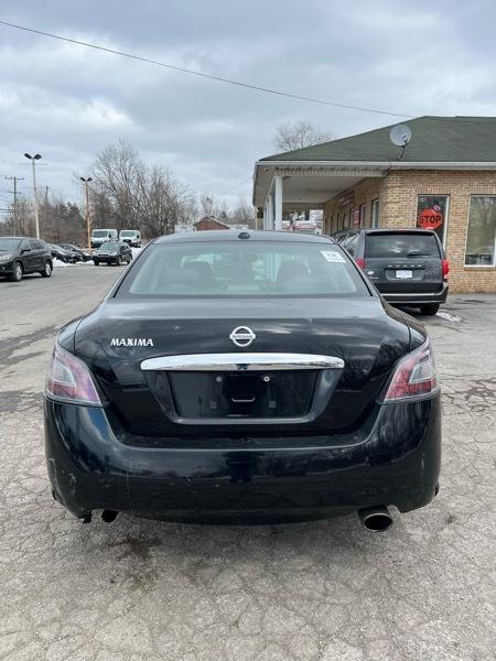 Nissan Maxima SV 2012