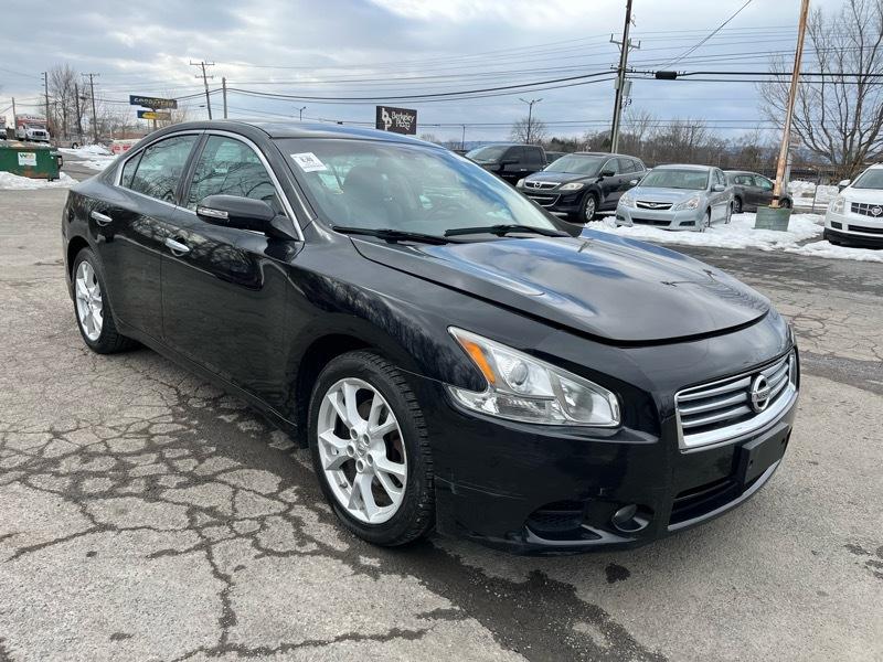Nissan Maxima SV 2012