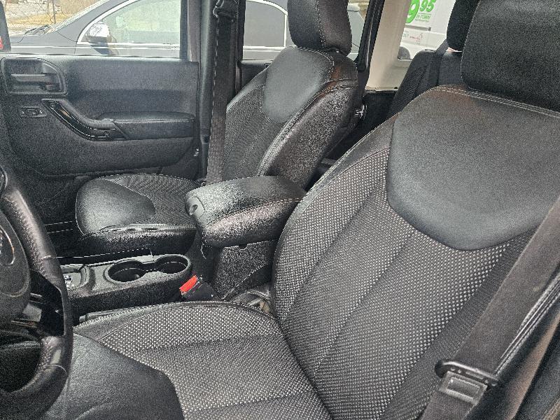 Jeep Wrangler Unlimited Sahara 4WD 2016