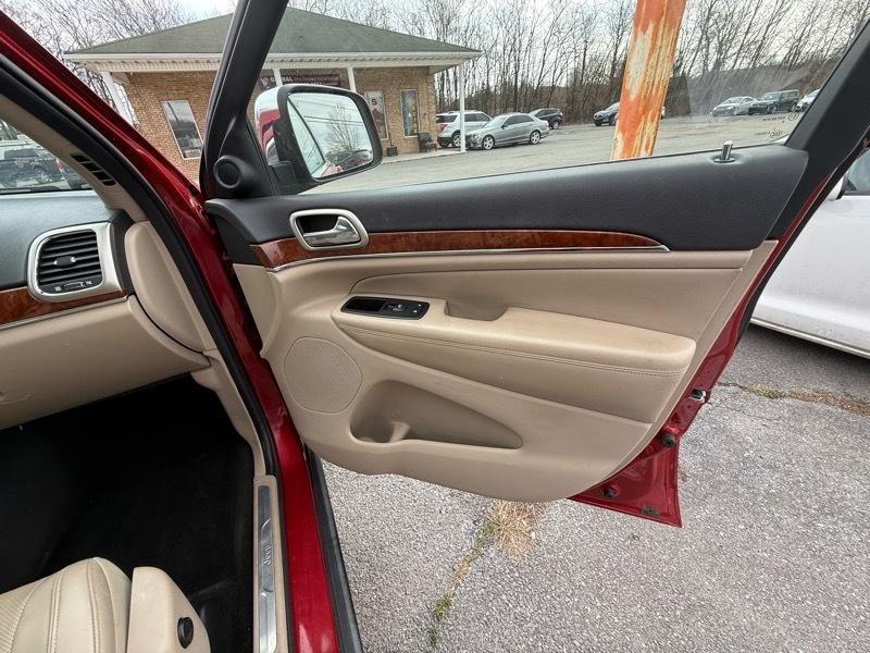 Jeep Grand Cherokee Limited 4WD 2011