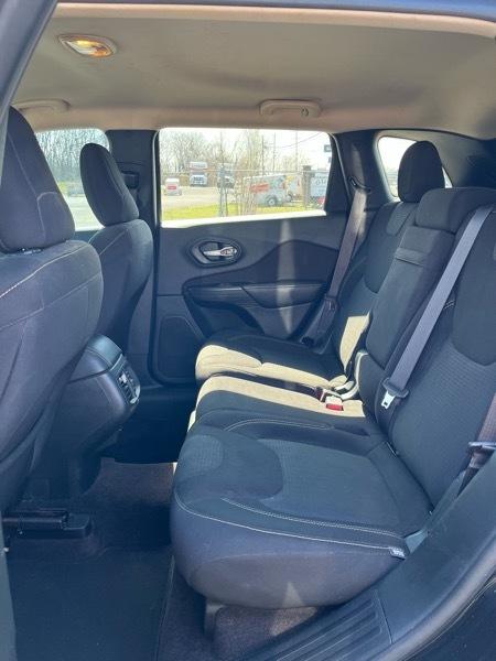 Jeep Cherokee Latitude 4WD 2016