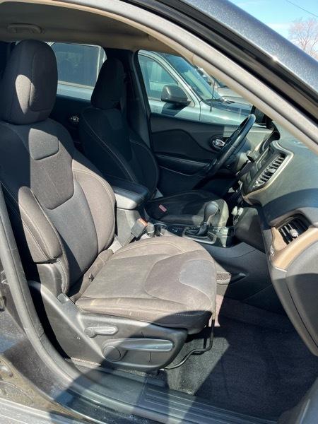 Jeep Cherokee Latitude 4WD 2016