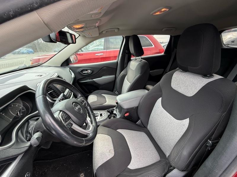 Jeep Cherokee Latitude FWD 2014