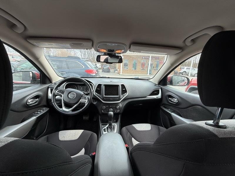 Jeep Cherokee Latitude FWD 2014