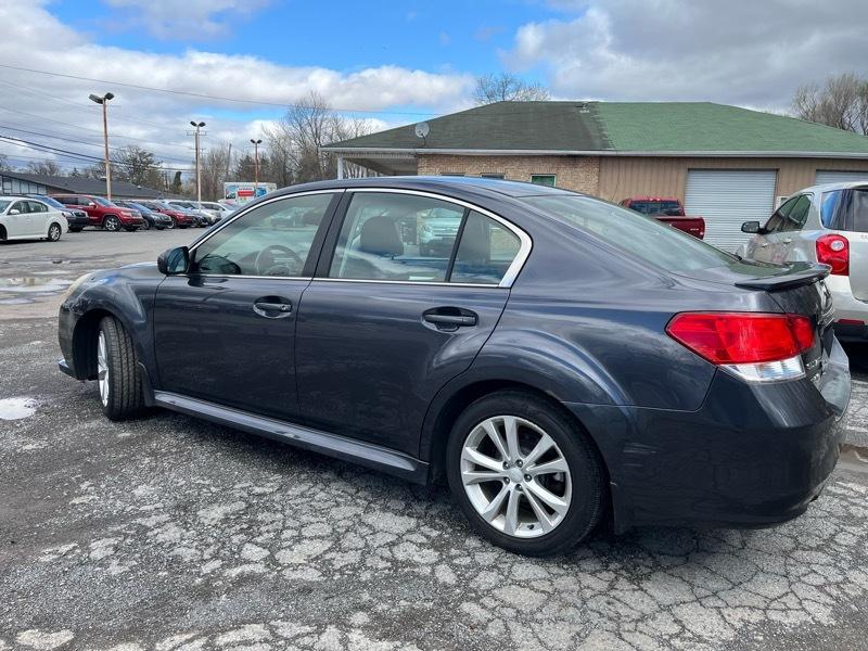Subaru Legacy  2013