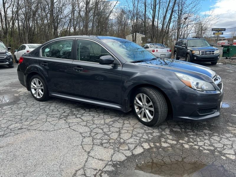 Subaru Legacy  2013