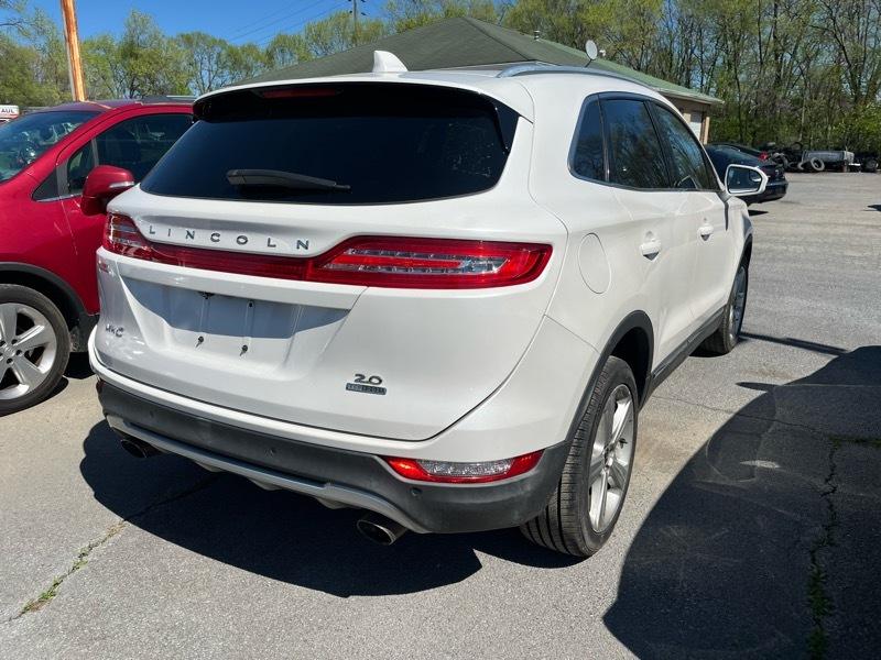 Lincoln MKC  2015