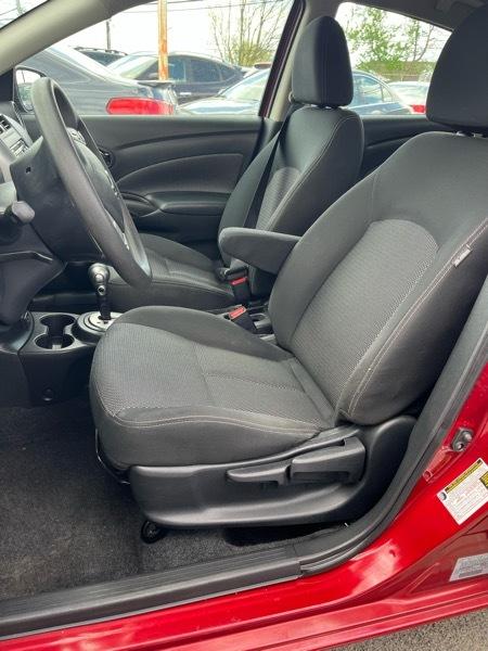 Nissan Versa 1.6 S 5M 2018