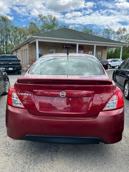 Nissan Versa 1.6 S 5M 2018