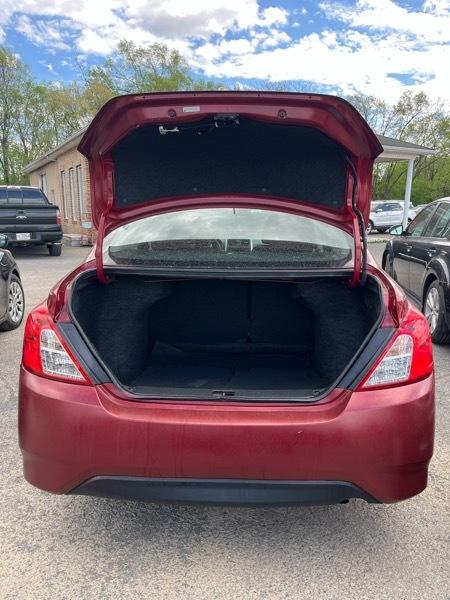 Nissan Versa 1.6 S 5M 2018