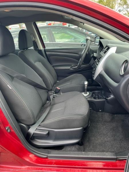 Nissan Versa 1.6 S 5M 2018