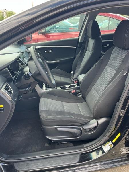 Hyundai Elantra GT A/T 2016