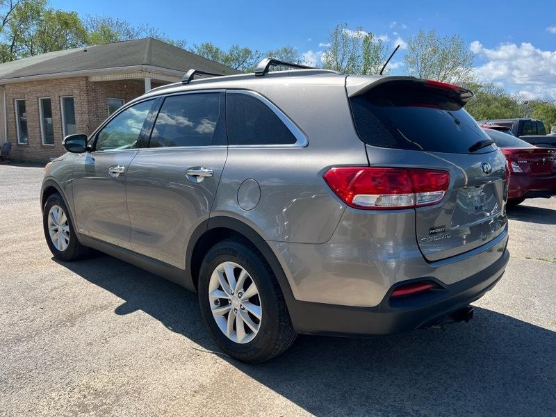 Kia Sorento LX 4D SUV AWD V6 2017