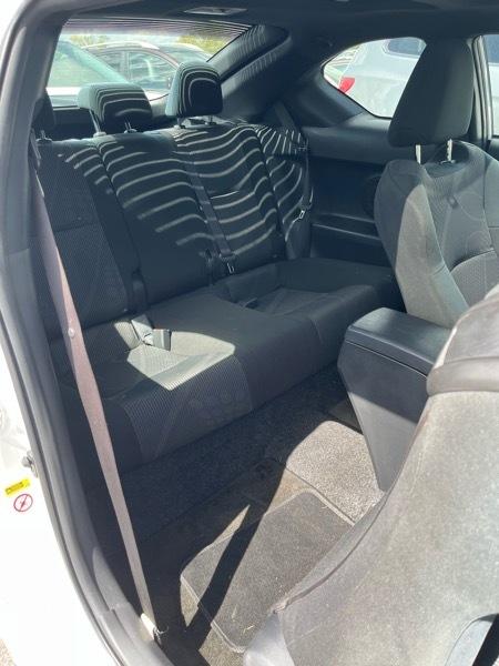 Scion tC Sports Coupe 6-Spd AT 2011