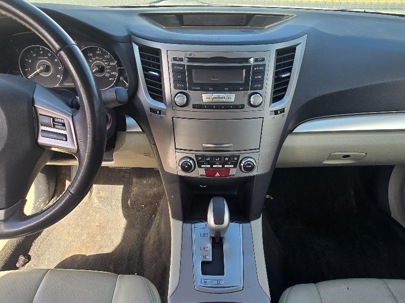 Subaru Legacy 2.5i Premium 2012