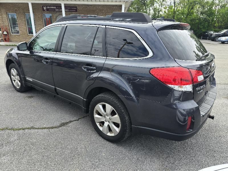 Subaru Outback 3.6R Limited 2011