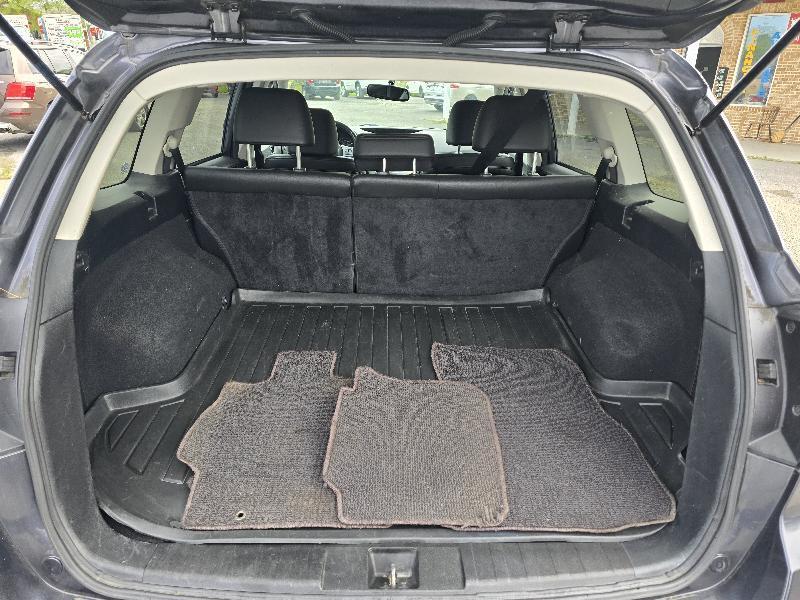 Subaru Outback 3.6R Limited 2011