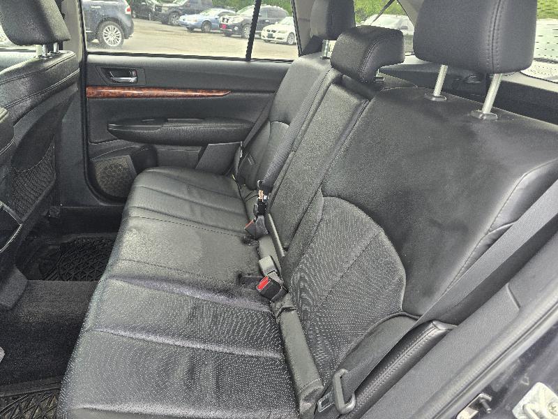 Subaru Outback 3.6R Limited 2011