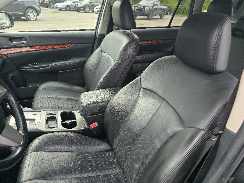 Subaru Outback 3.6R Limited 2011