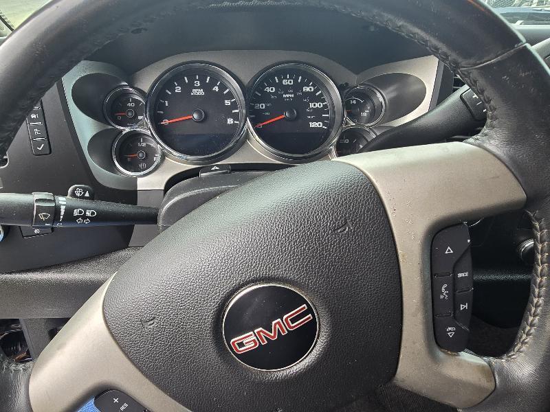 GMC Sierra 1500 SLE Crew Cab 4WD 2012