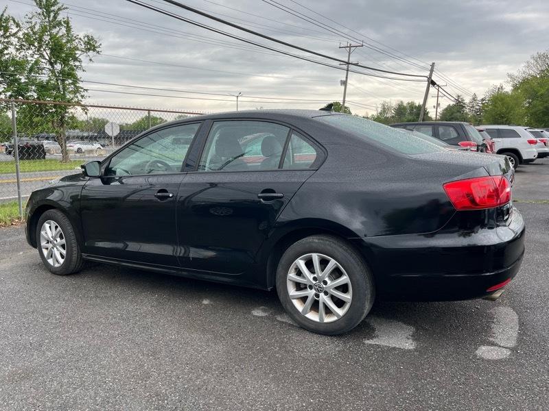 Volkswagen Jetta SE 4D Sedan 2012