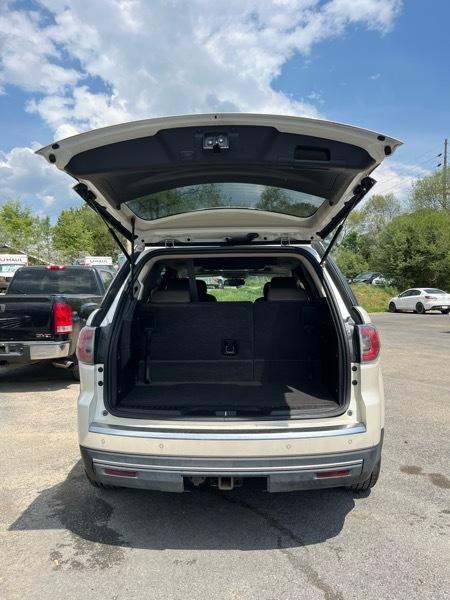 GMC Acadia SLT 4D SUV FWD 2014