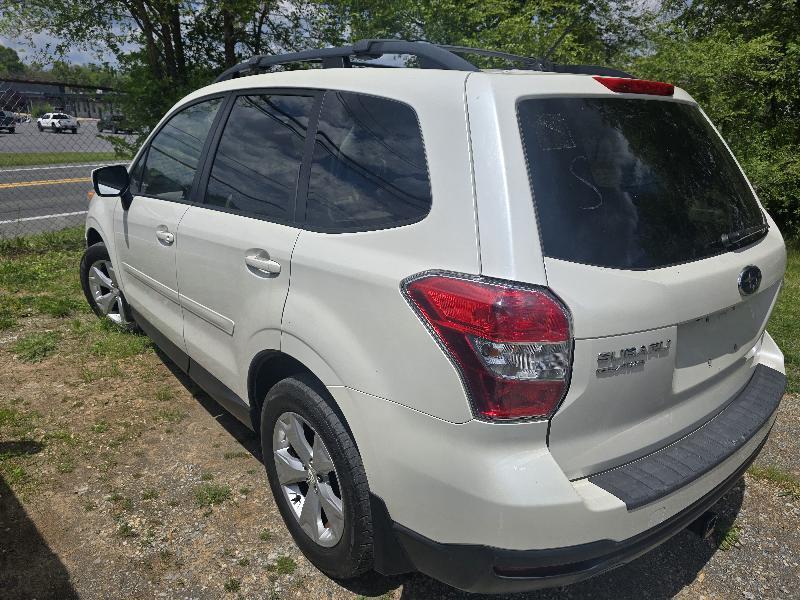 Subaru Forester 2.5i Premium 2015