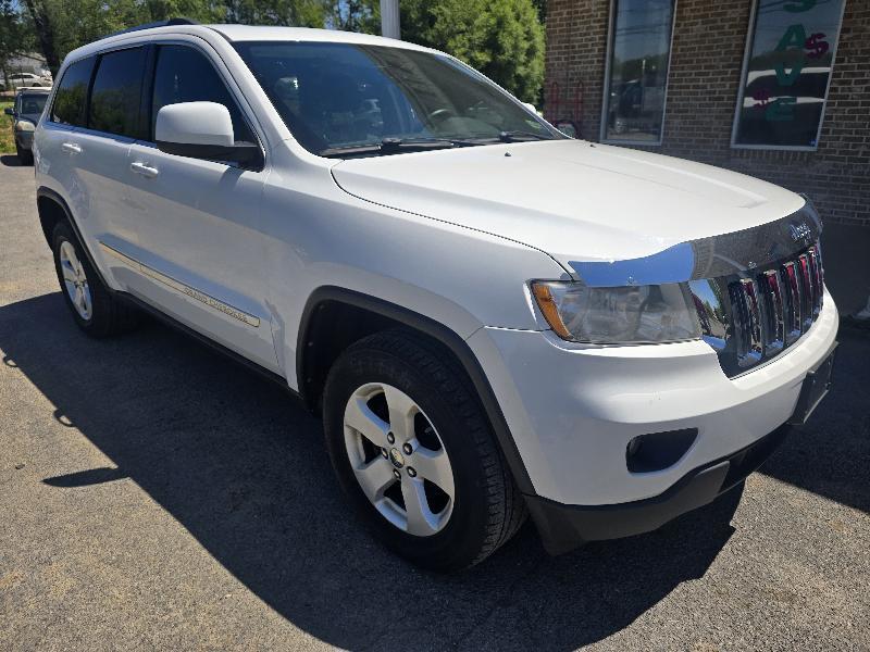 2013 Jeep Grand Cherokee Laredo X 4WD's photo