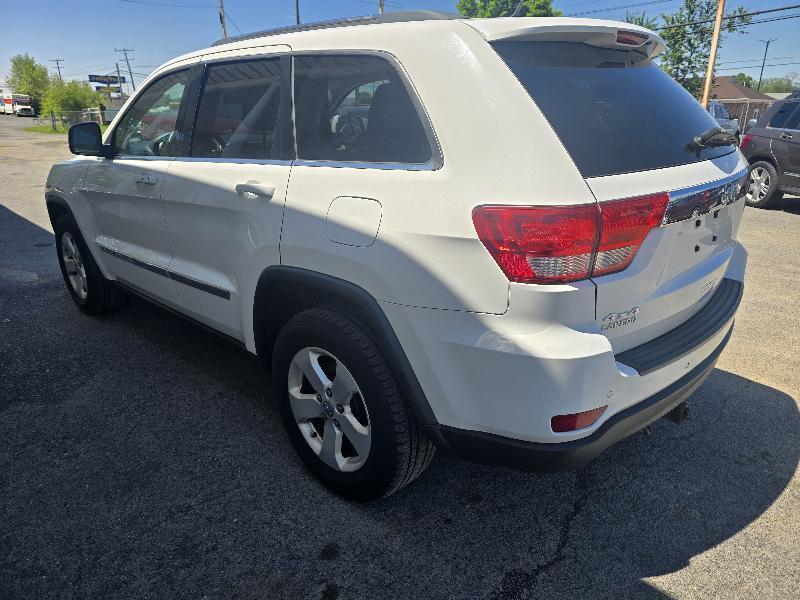Jeep Grand Cherokee Laredo 4WD 2013