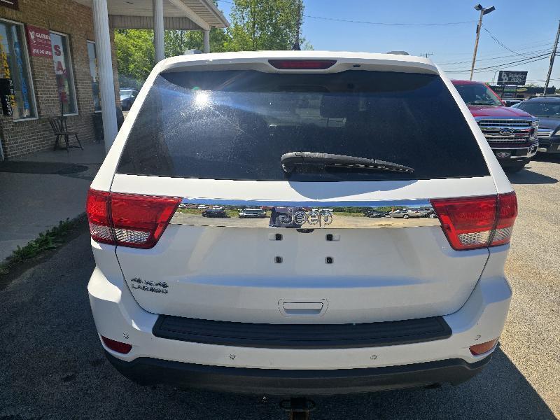 Jeep Grand Cherokee Laredo 4WD 2013
