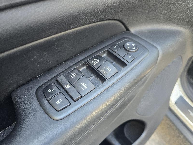 Jeep Grand Cherokee Laredo 4WD 2013