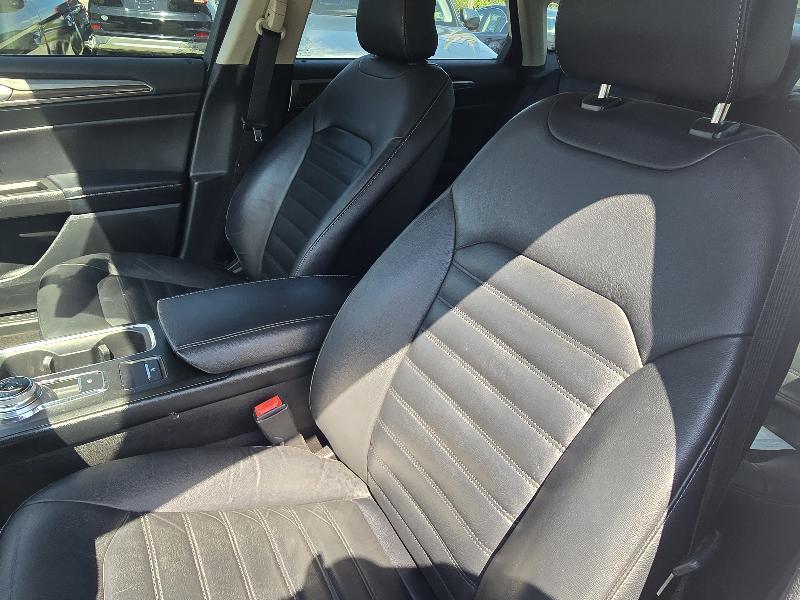 Ford Fusion SE 2017