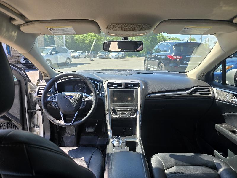 Ford Fusion SE 2017