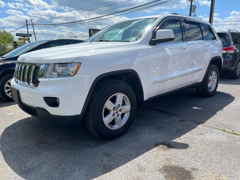 2013 Jeep Grand Cherokee Laredo 4WD's photo