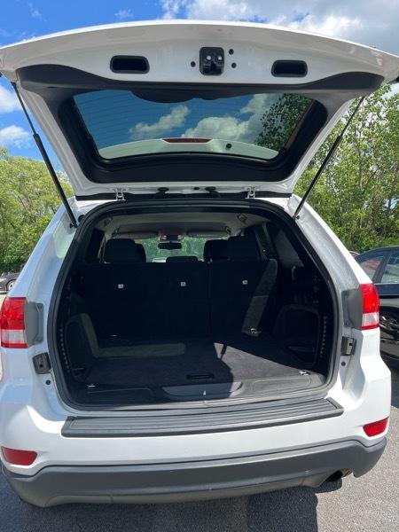 Jeep Grand Cherokee Laredo 4WD 2013