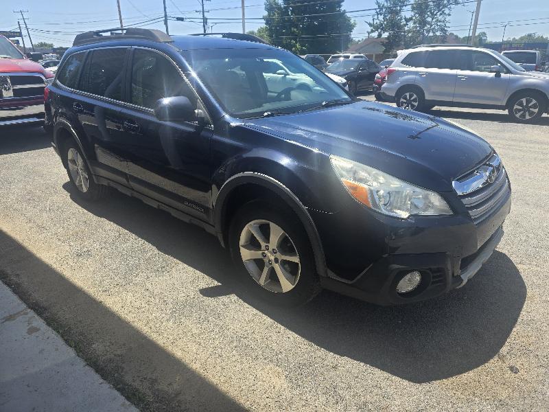 2014 Subaru Outback 2.5i Limited CVT PZEV's photo