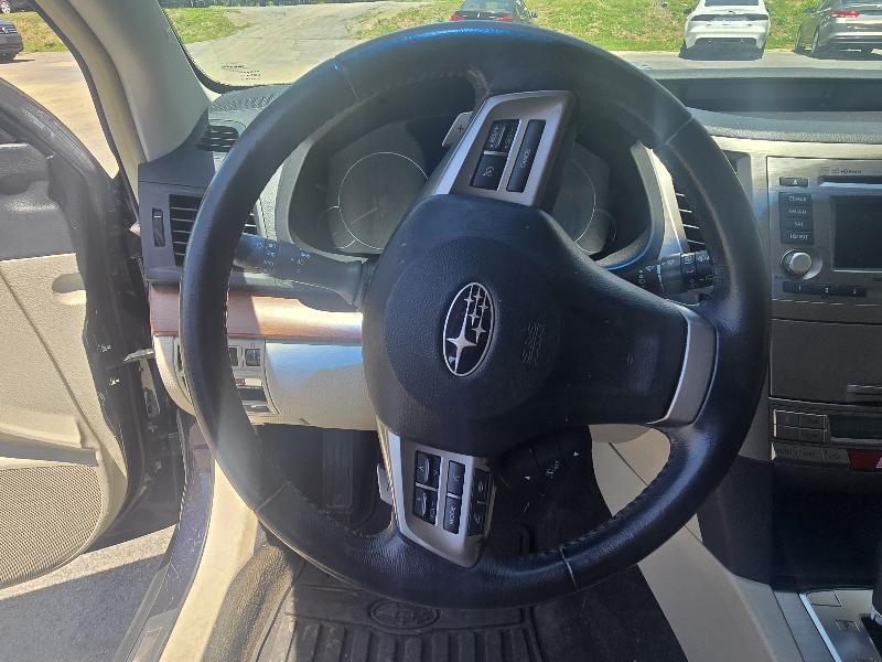 Subaru Outback 2.5i Limited 2014