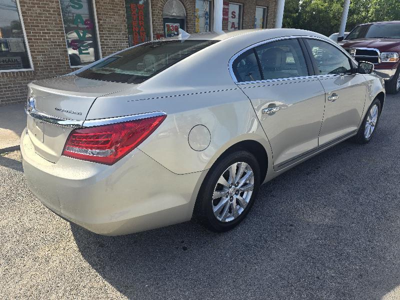 Buick LaCrosse Base 2014