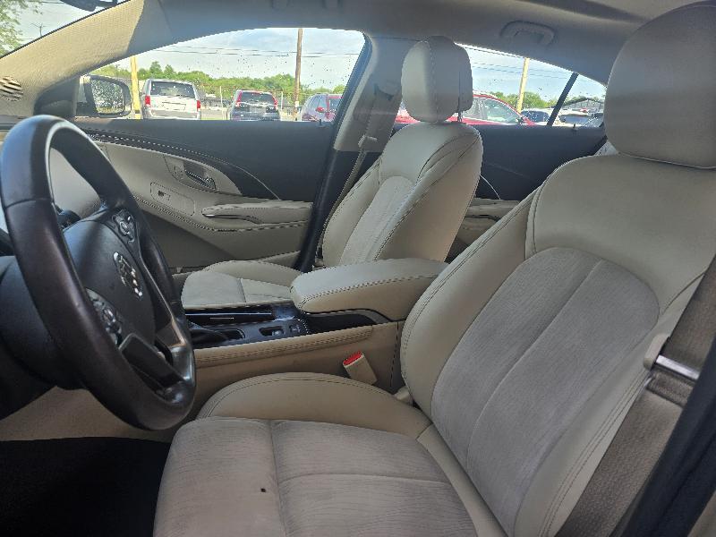 Buick LaCrosse Base 2014