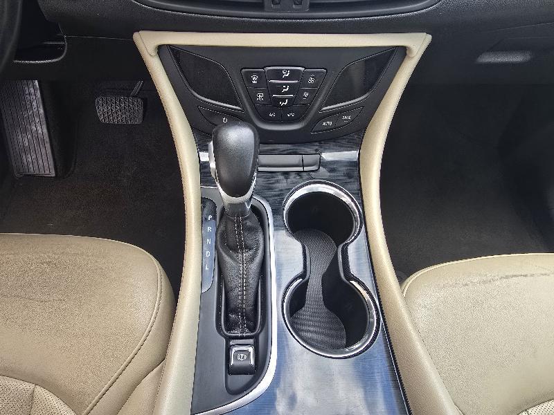 Buick Envision Essense 2018
