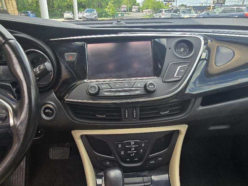Buick Envision Essense 2018
