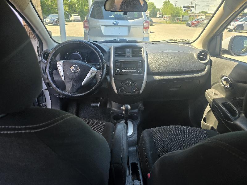 Nissan Versa 1.6 S 5M 2017