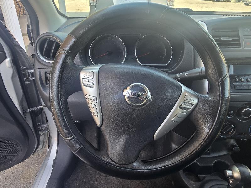 Nissan Versa 1.6 S 5M 2017