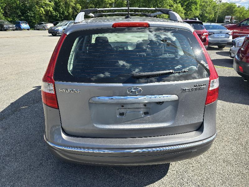 Hyundai Elantra Touring SE Automatic 2012