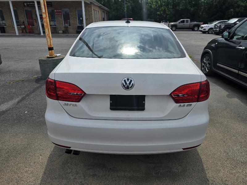 Volkswagen Jetta SE 2013