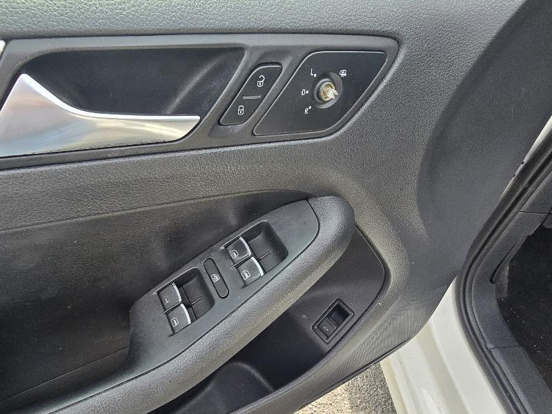 Volkswagen Jetta SE 2013
