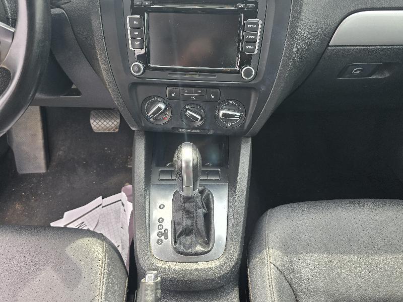 Volkswagen Jetta SE 2013