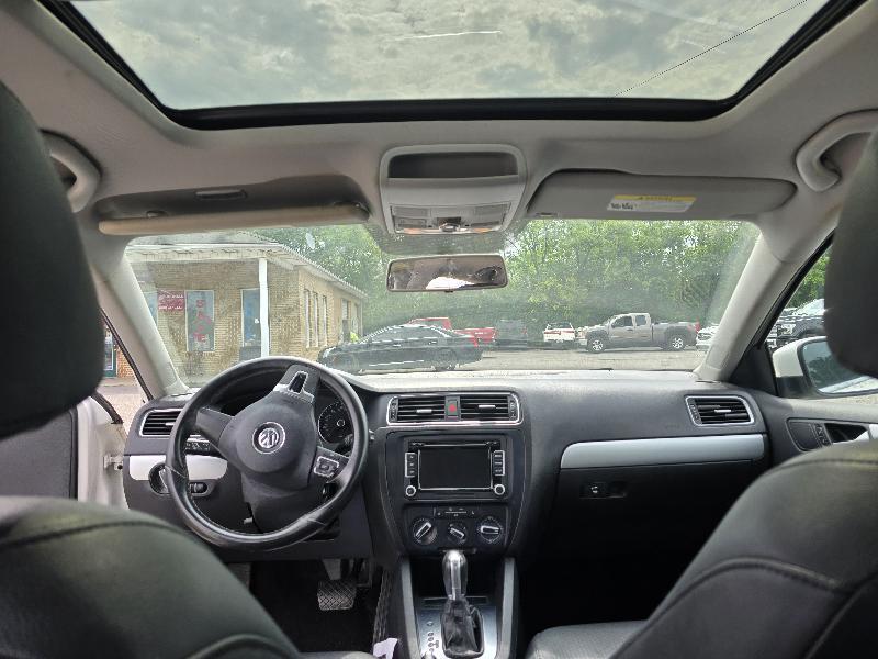 Volkswagen Jetta SE 2013