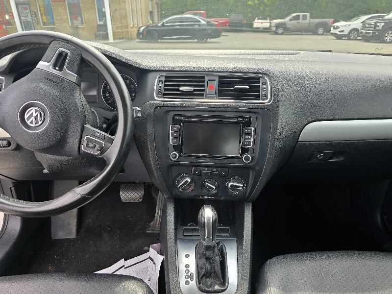 Volkswagen Jetta SE 2013